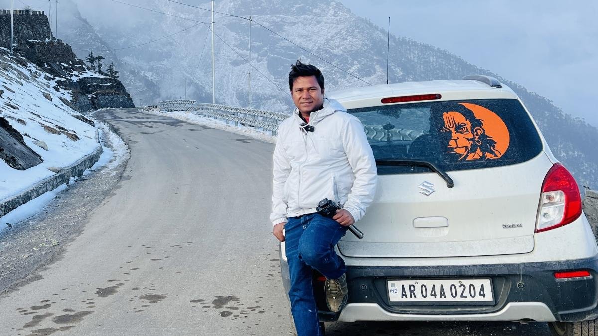 What was Bangladesh’s most famous YouTuber Salahuddin Sumon doing in India?